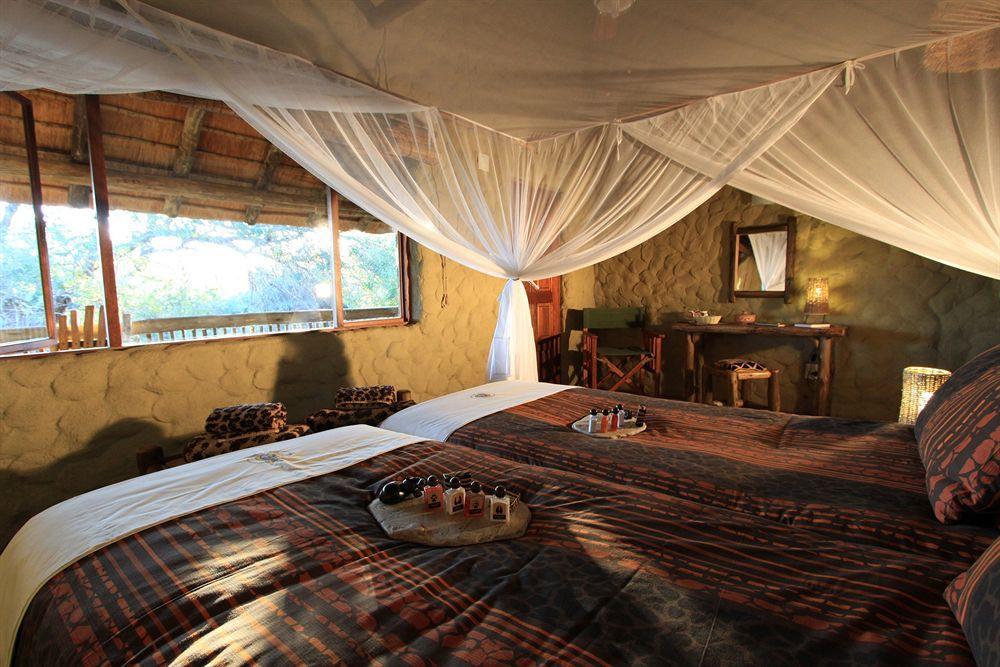 Kubu Safari Lodge Ходспруит Екстериор снимка