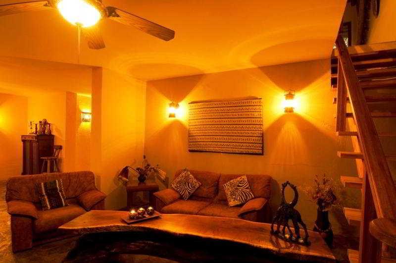 Kubu Safari Lodge Ходспруит Екстериор снимка