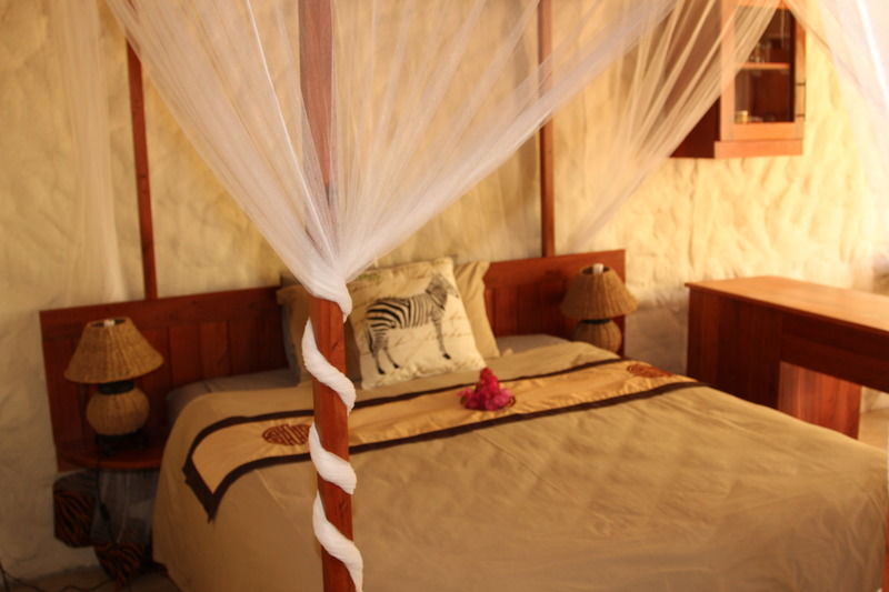Kubu Safari Lodge Ходспруит Екстериор снимка
